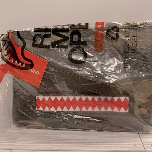 Sprayground Bags Sprayground Nwt Checks In Camoflauge Crossover